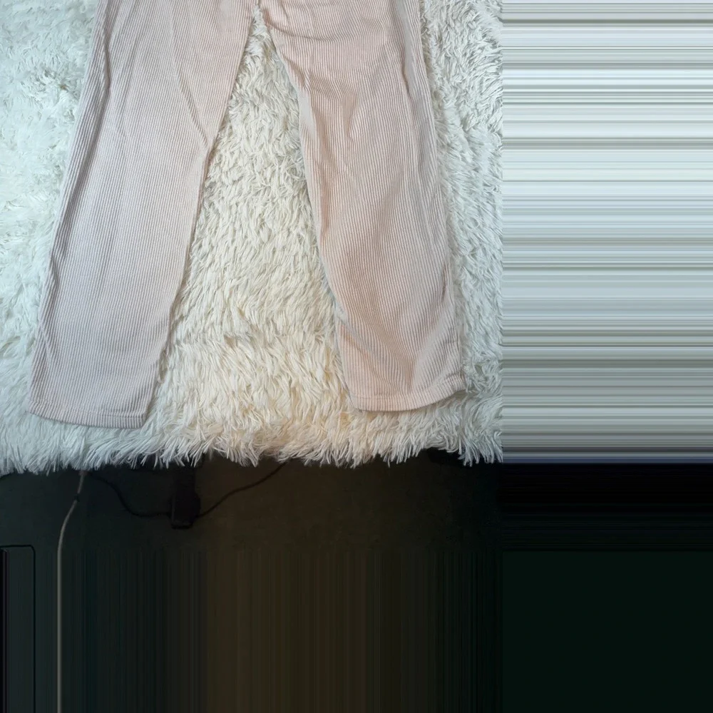 BDG Urban Outfitters Mom High Rise Corduroy Pants Light‎ Pink Size 26 Retro Chic - Picture 8 of 15